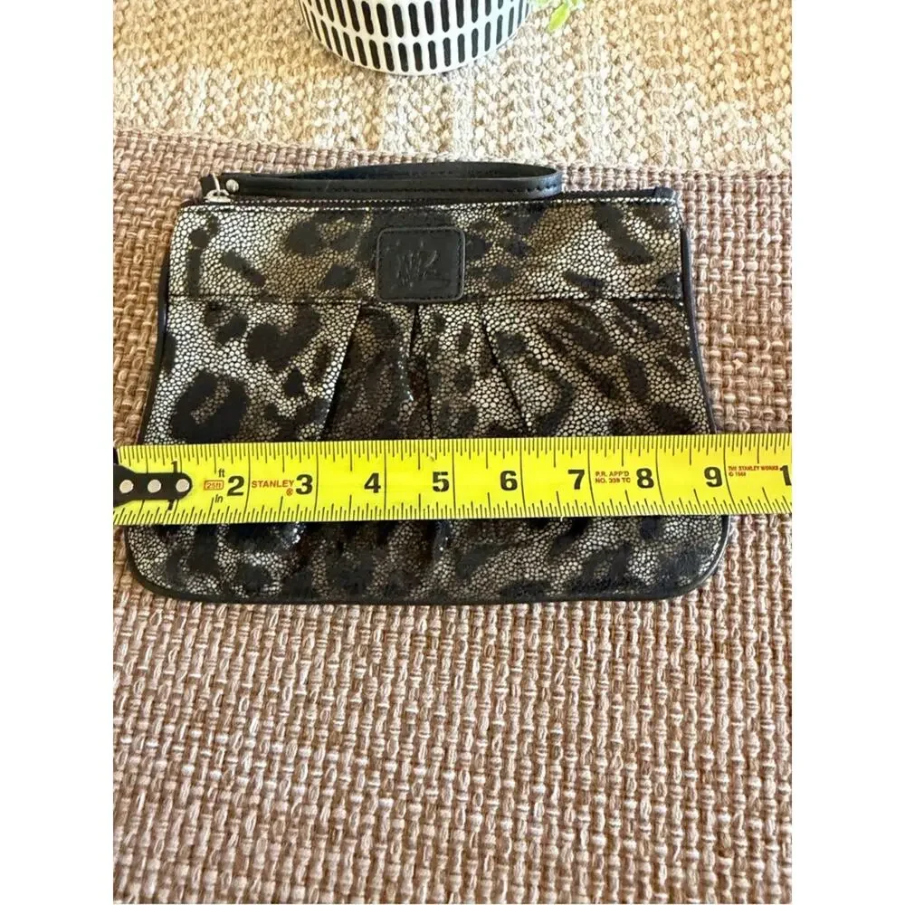 chez leather wristlet leopard print